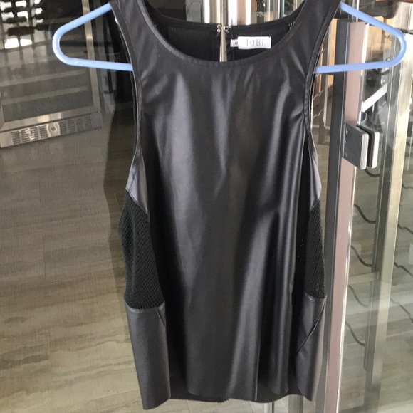 Leather and mesh tank - Picture 1 of 2